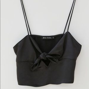 Motel front tie cami